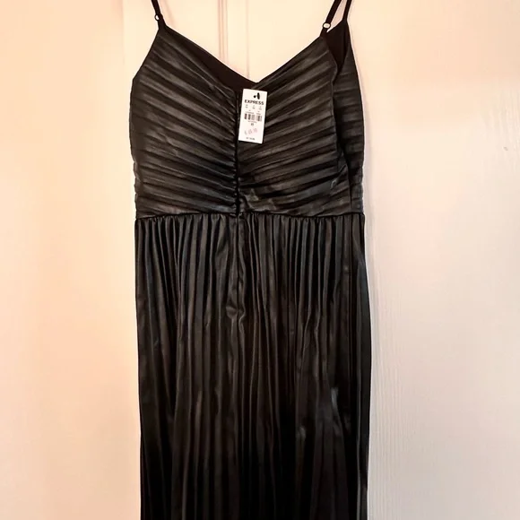 Express Black Pleated Mini Dress - Picture 5 of 5